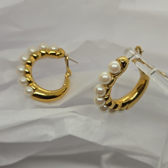 Monet Gold Tone Pearl Hoop Earrings - Picture 14 of 16